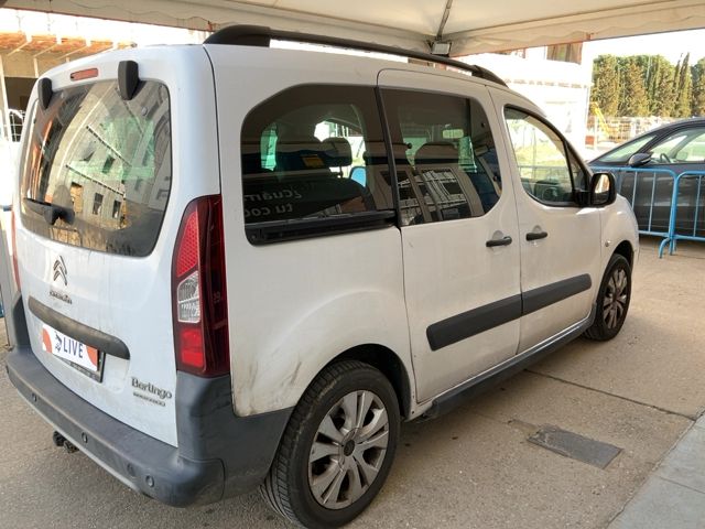 Parte trasera derecha