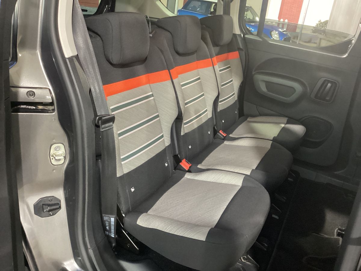 Interior trasero
