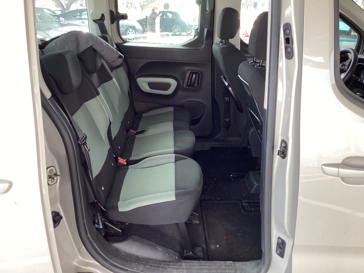 Interior trasero