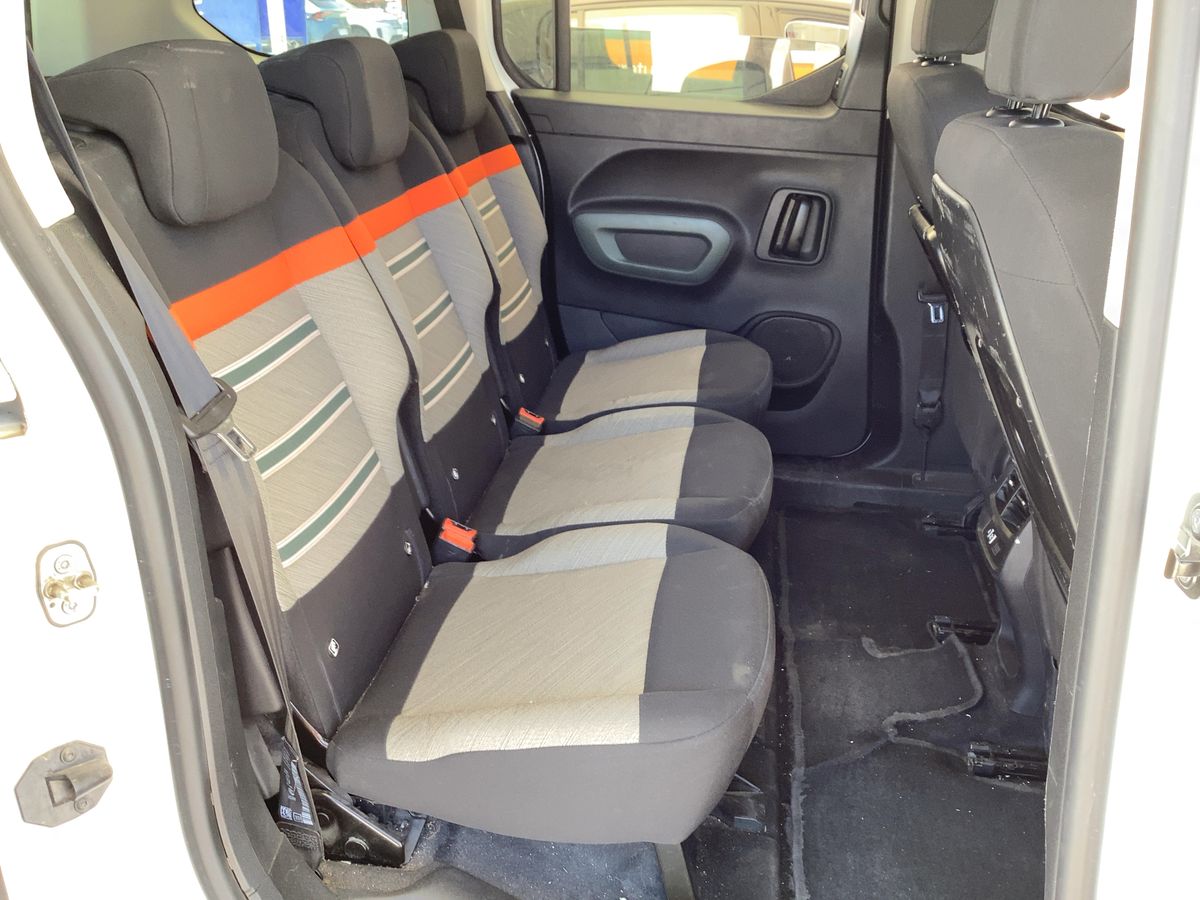 Interior trasero
