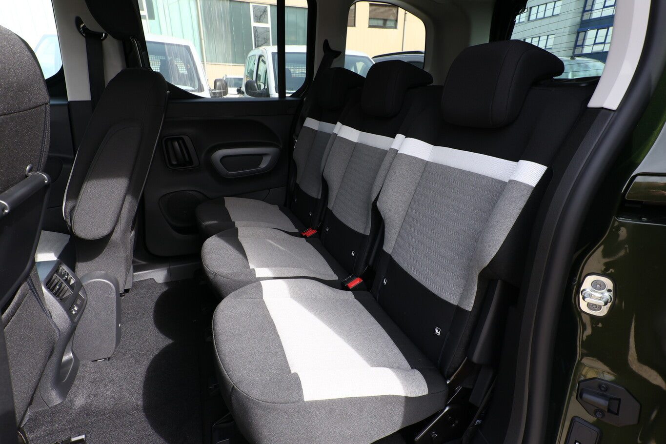 Citroën Berlingo 130 MAX M LED Nav TechP Kam PDC DigCo 109844399 9
