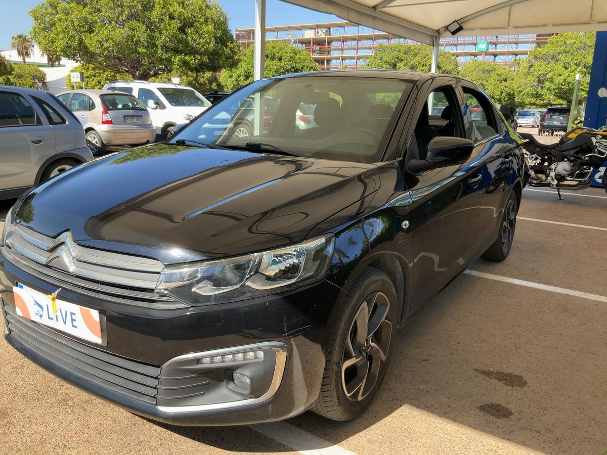 Frontal izquierda