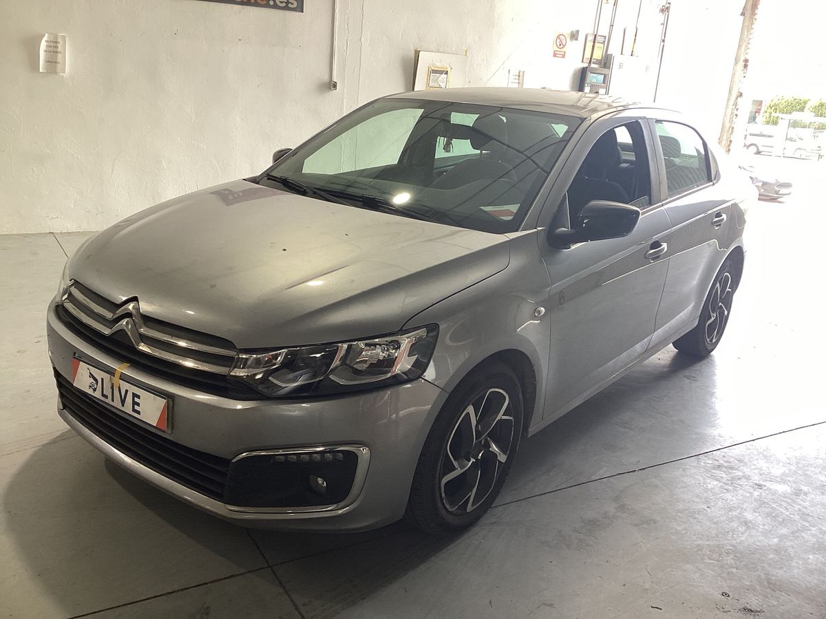 Lateral delantero izquierdo