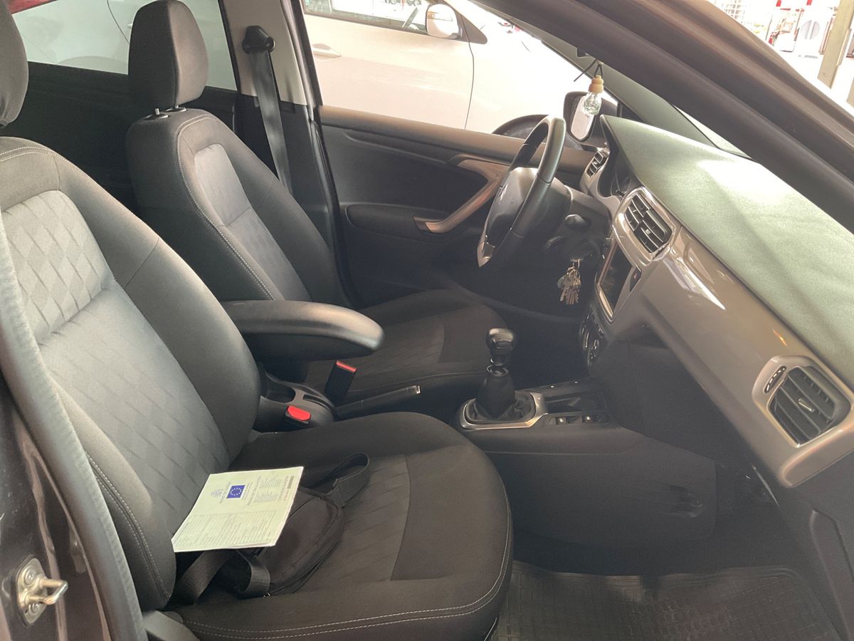 Interior delantero