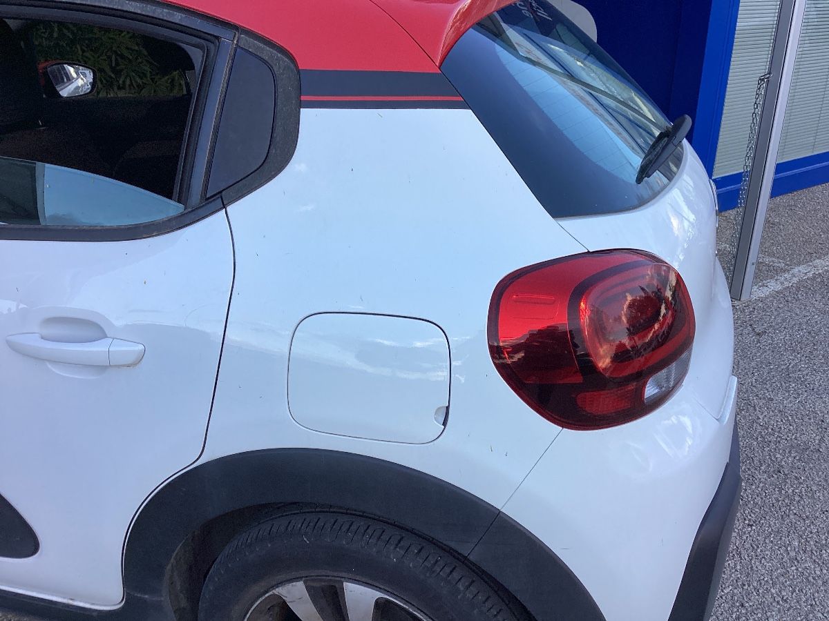 Parte trasera izquierda