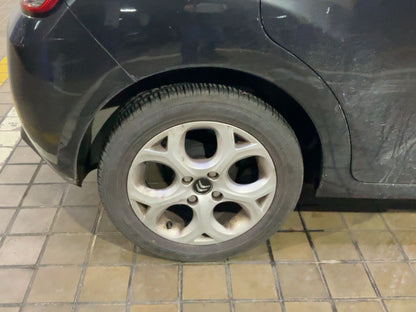 Neumático trasero derecho