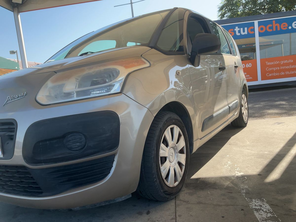 Lateral delantero izquierdo