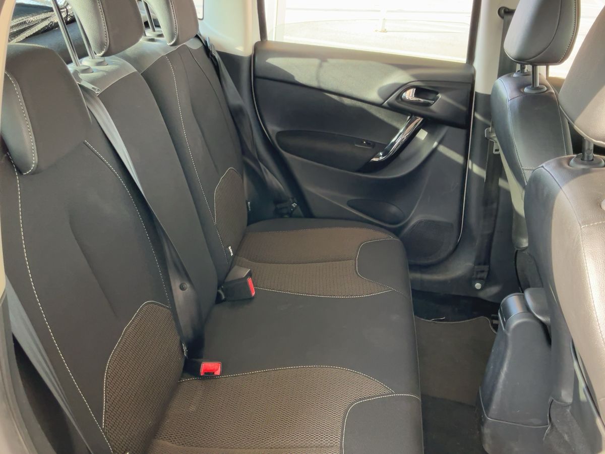 Interior trasero