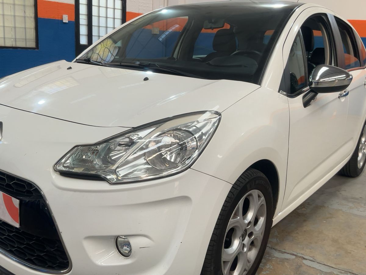 Lateral delantero izquierdo