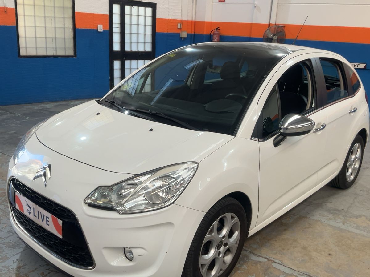 Frontal izquierda