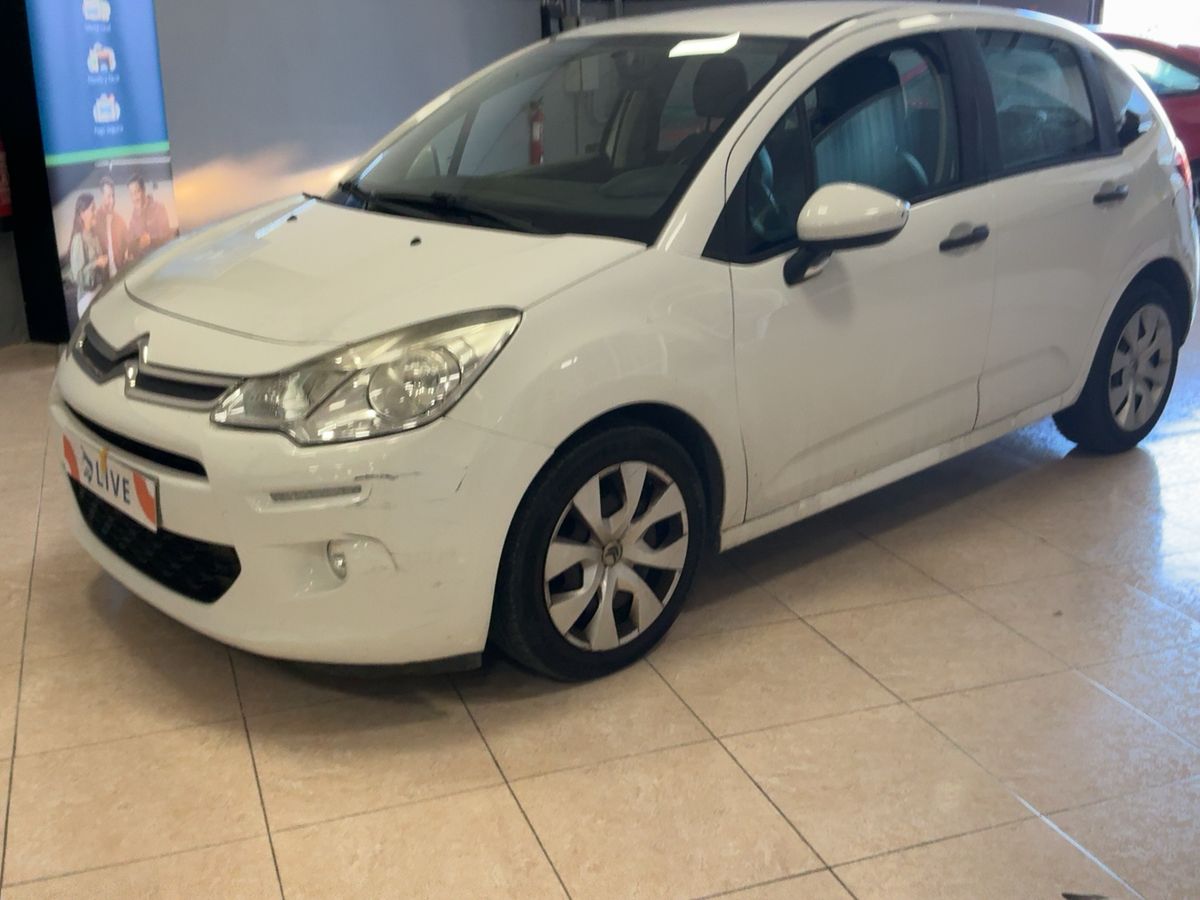 Frontal izquierda