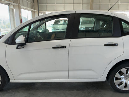 Exterior izquierda