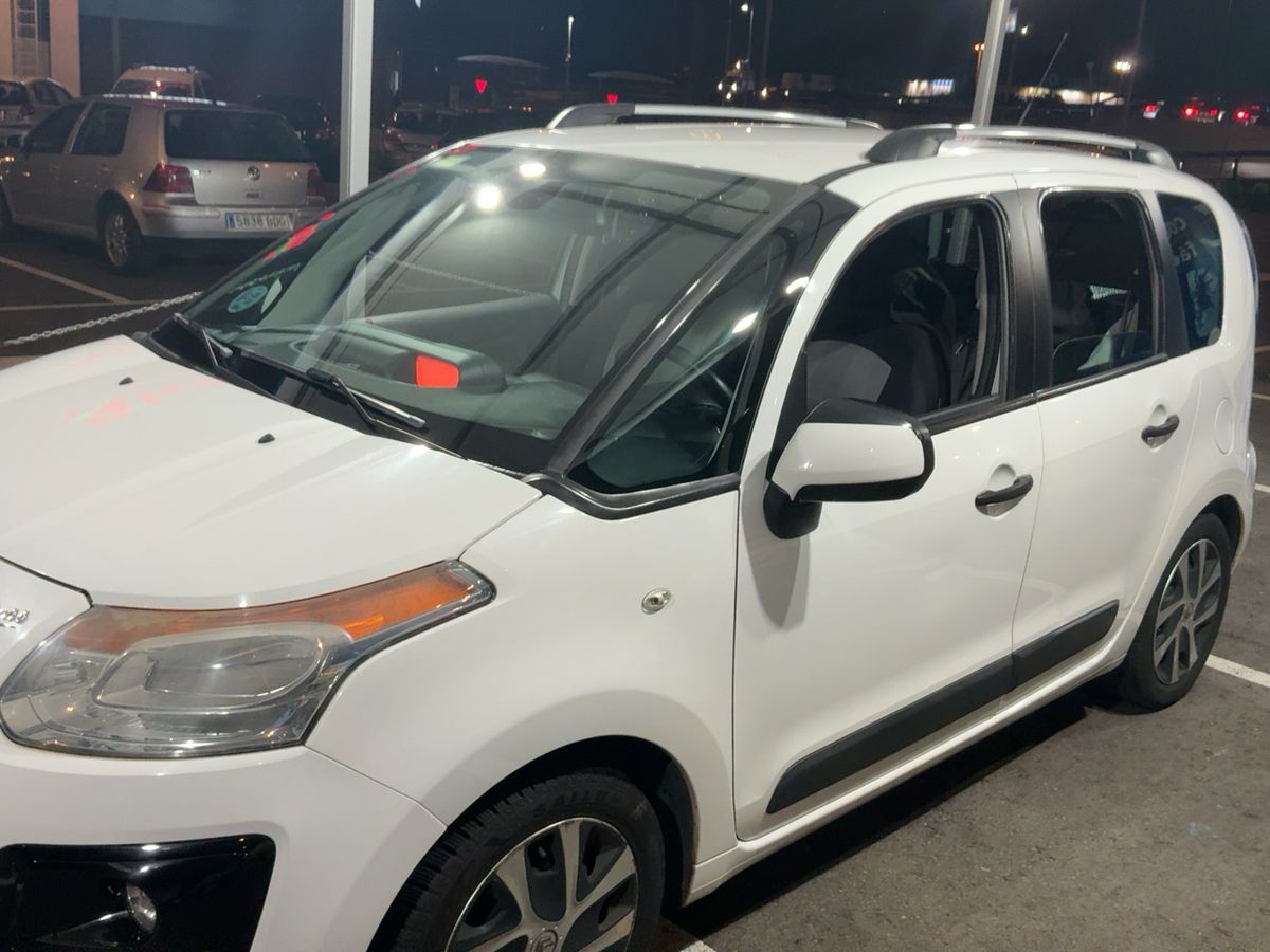 Lateral delantero izquierdo