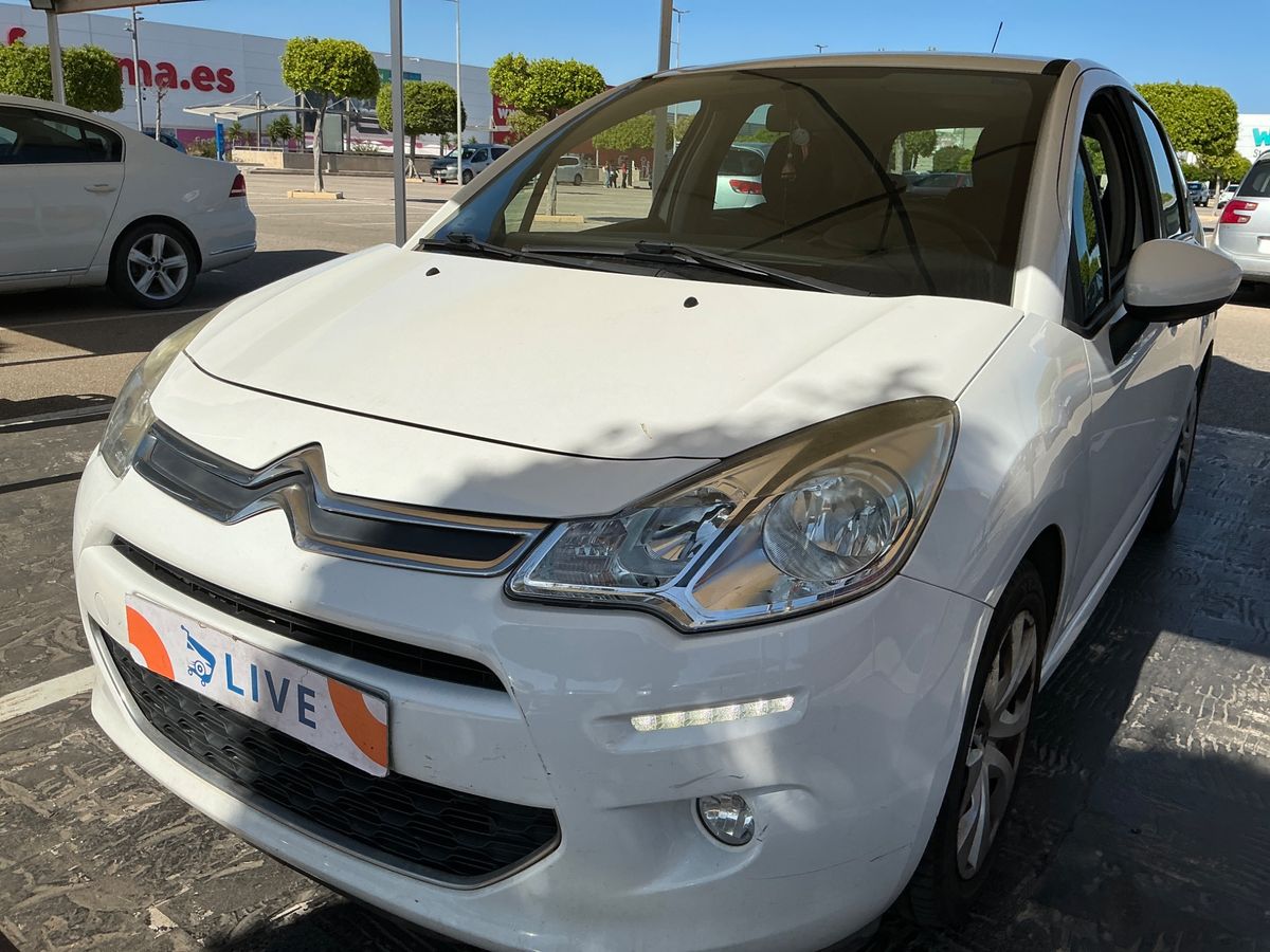 Frontal izquierda