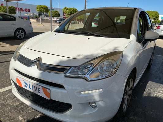 Frontal izquierda