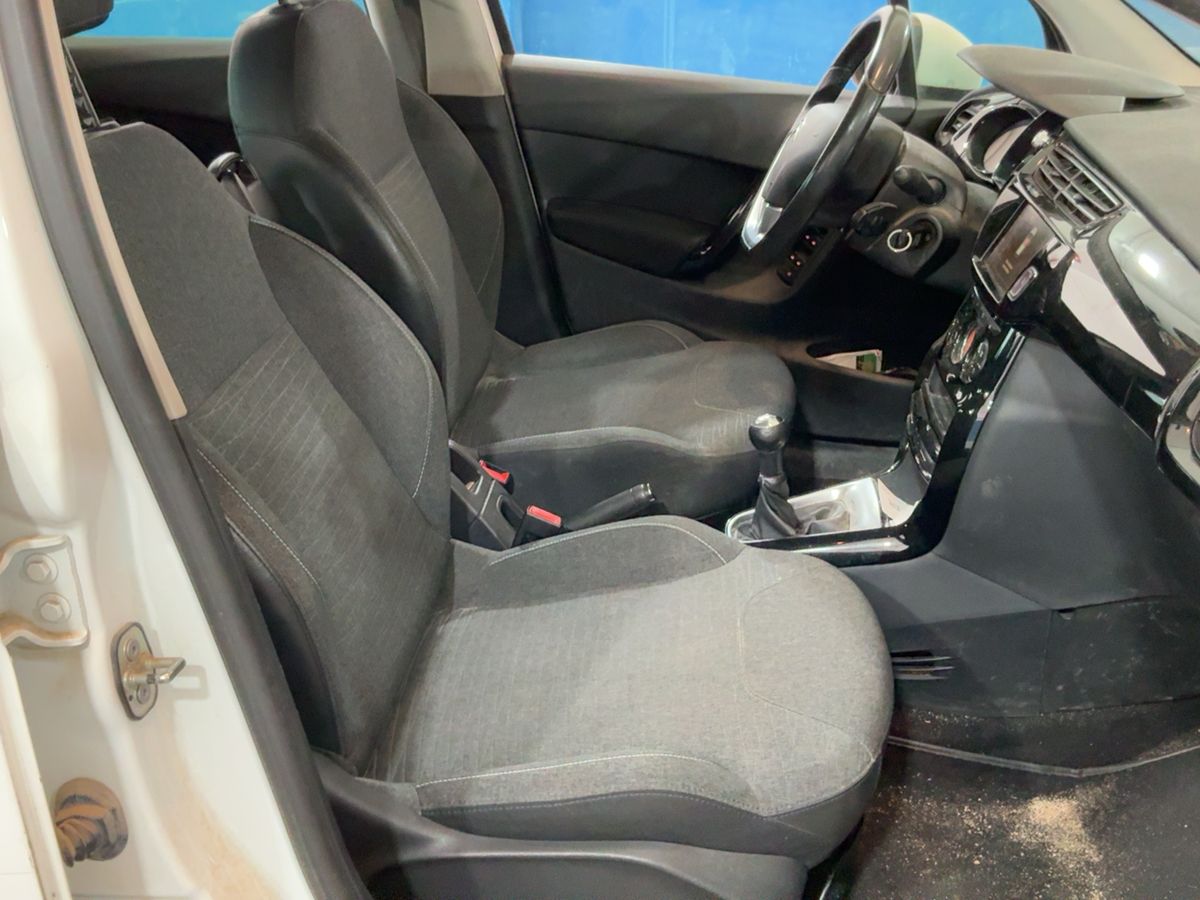 Interior delantero
