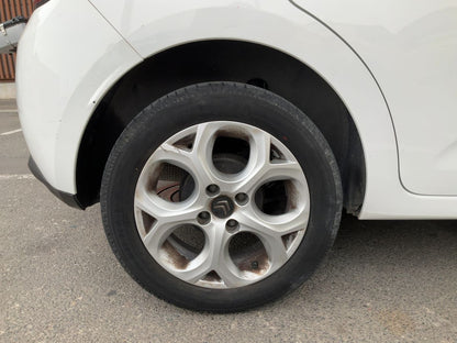 Neumático trasero derecho