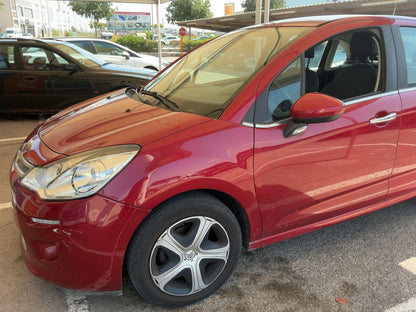 global.imageCaption.front-left-side