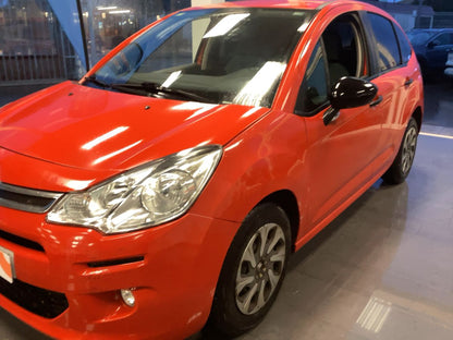 Lateral delantero izquierdo