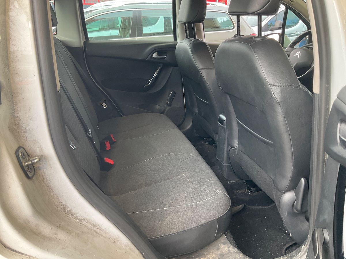 Interior trasero