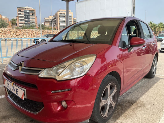 Frontal izquierda