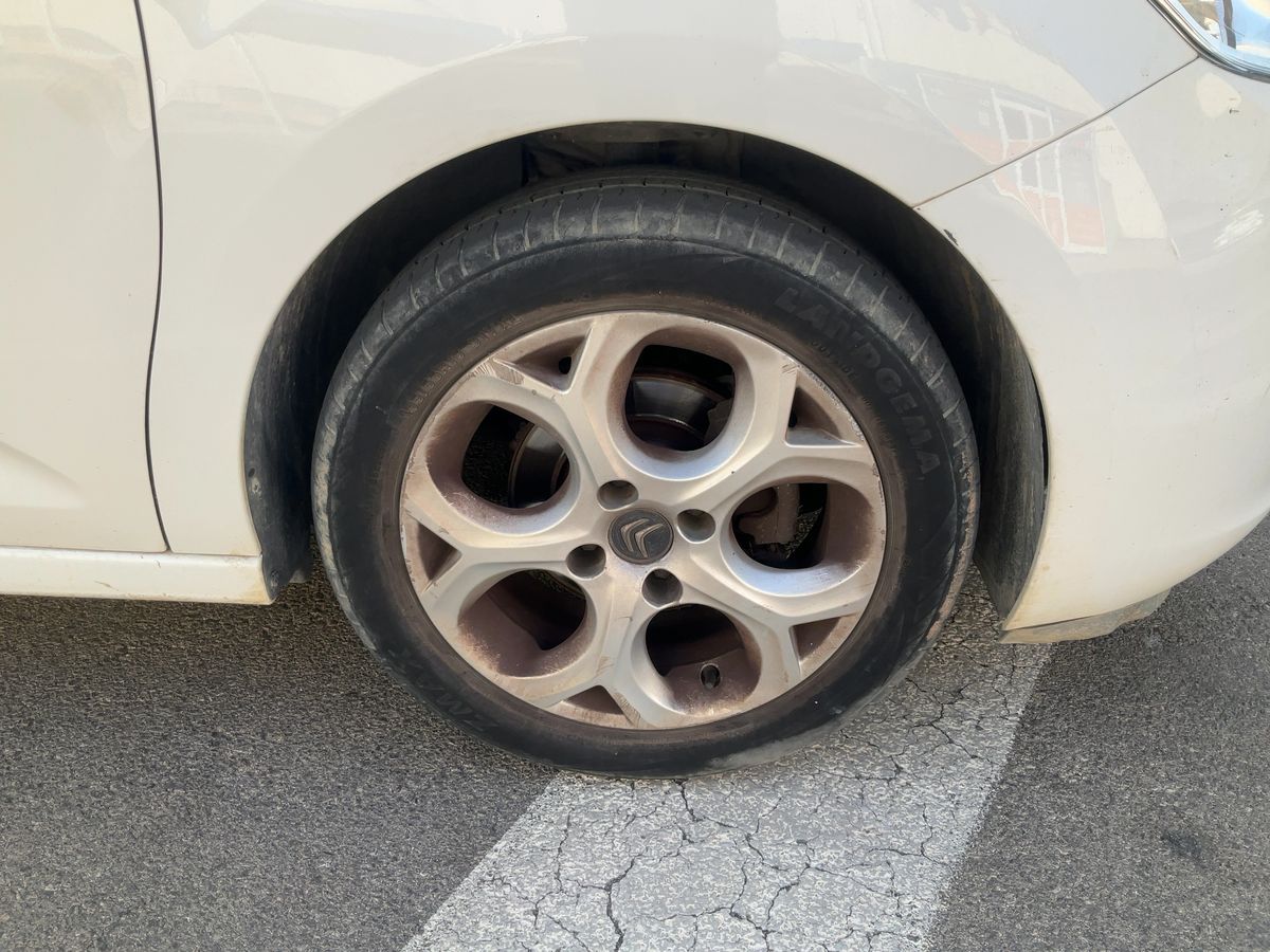 Front right tire