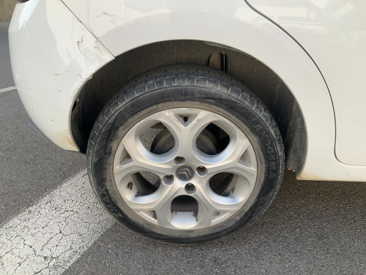 Rear right tire