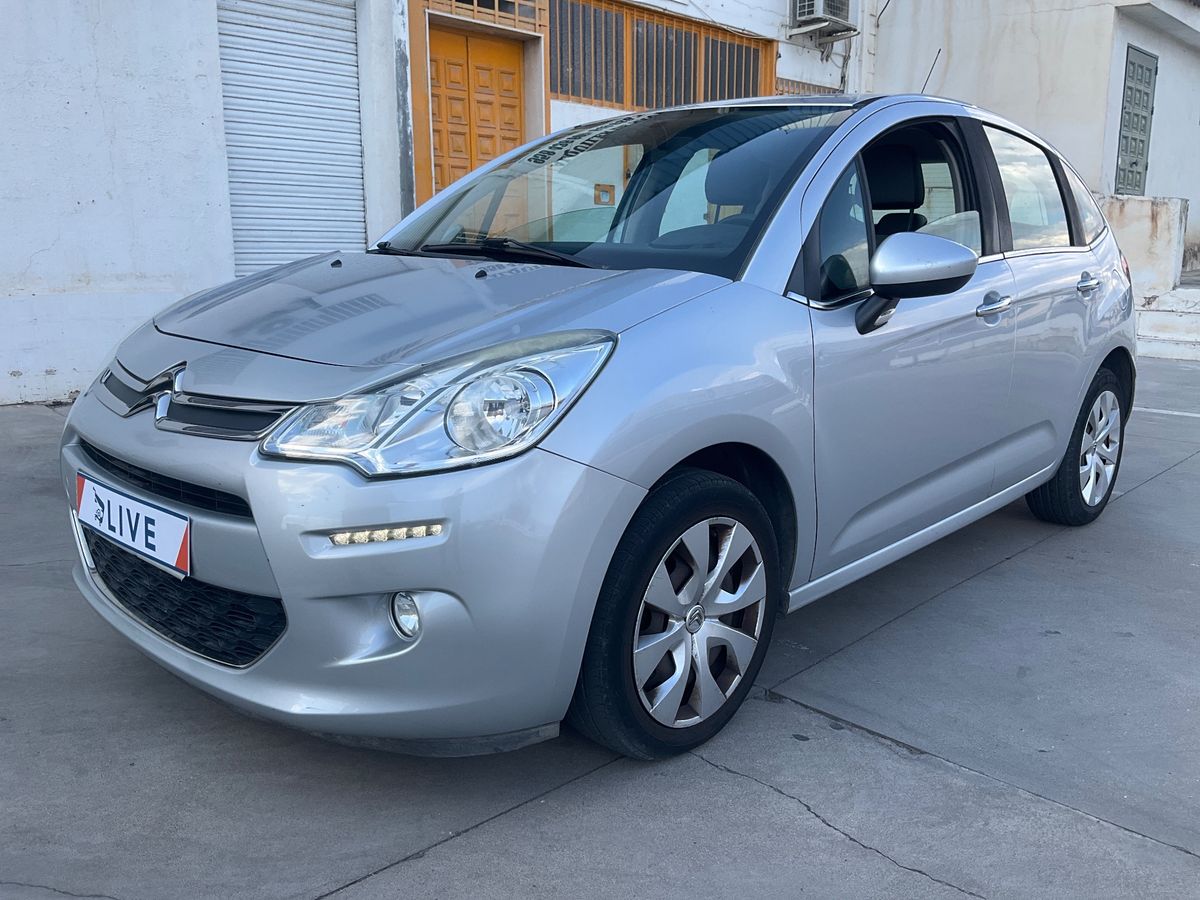 Frontal izquierda