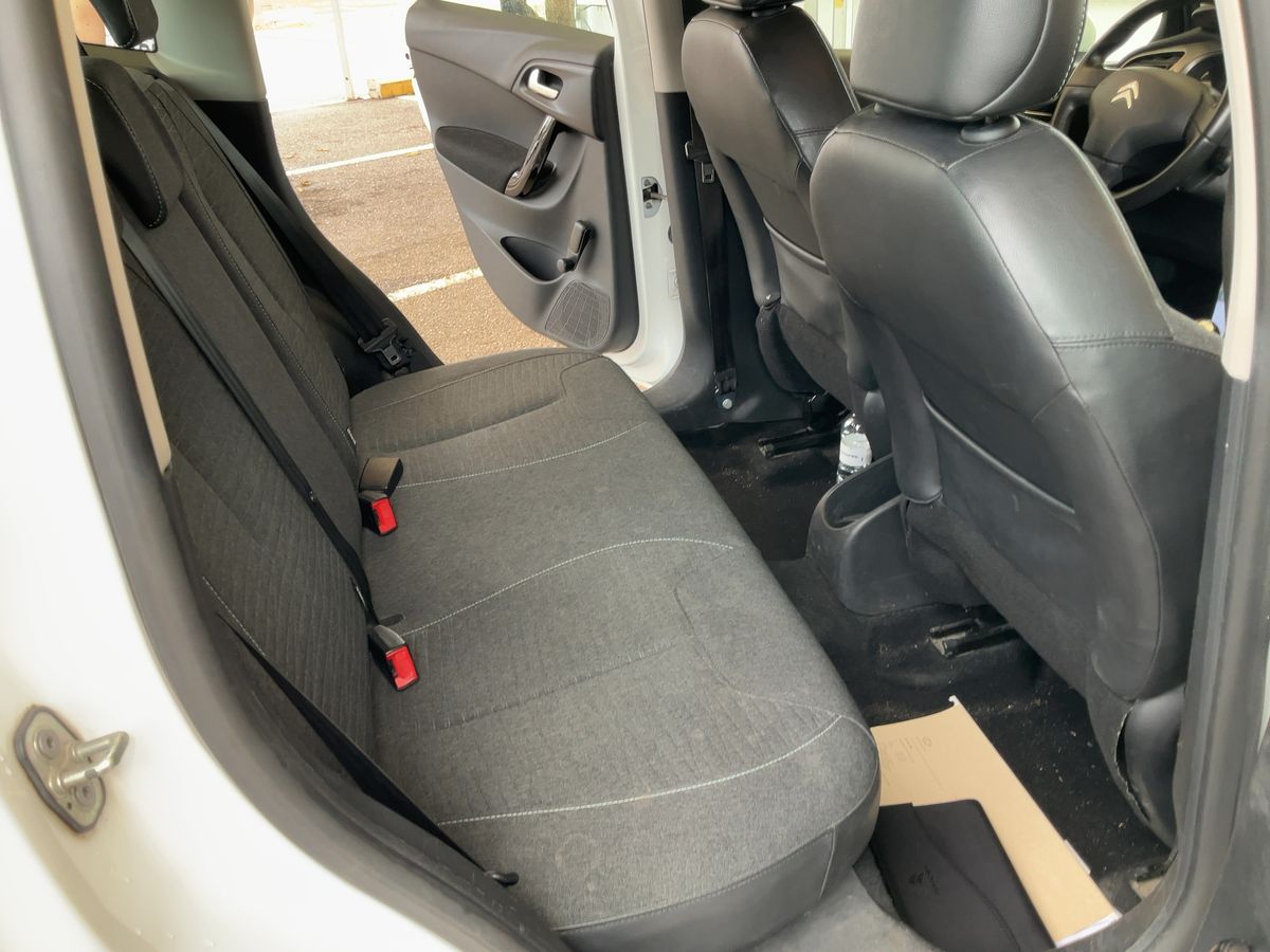 Interior trasero