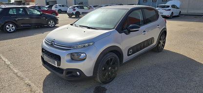 Frontal izquierda