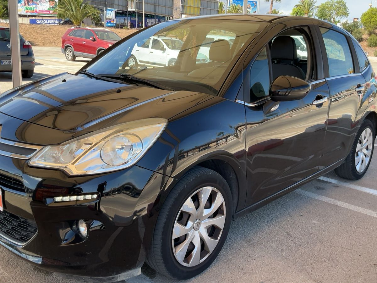 Lateral delantero izquierdo