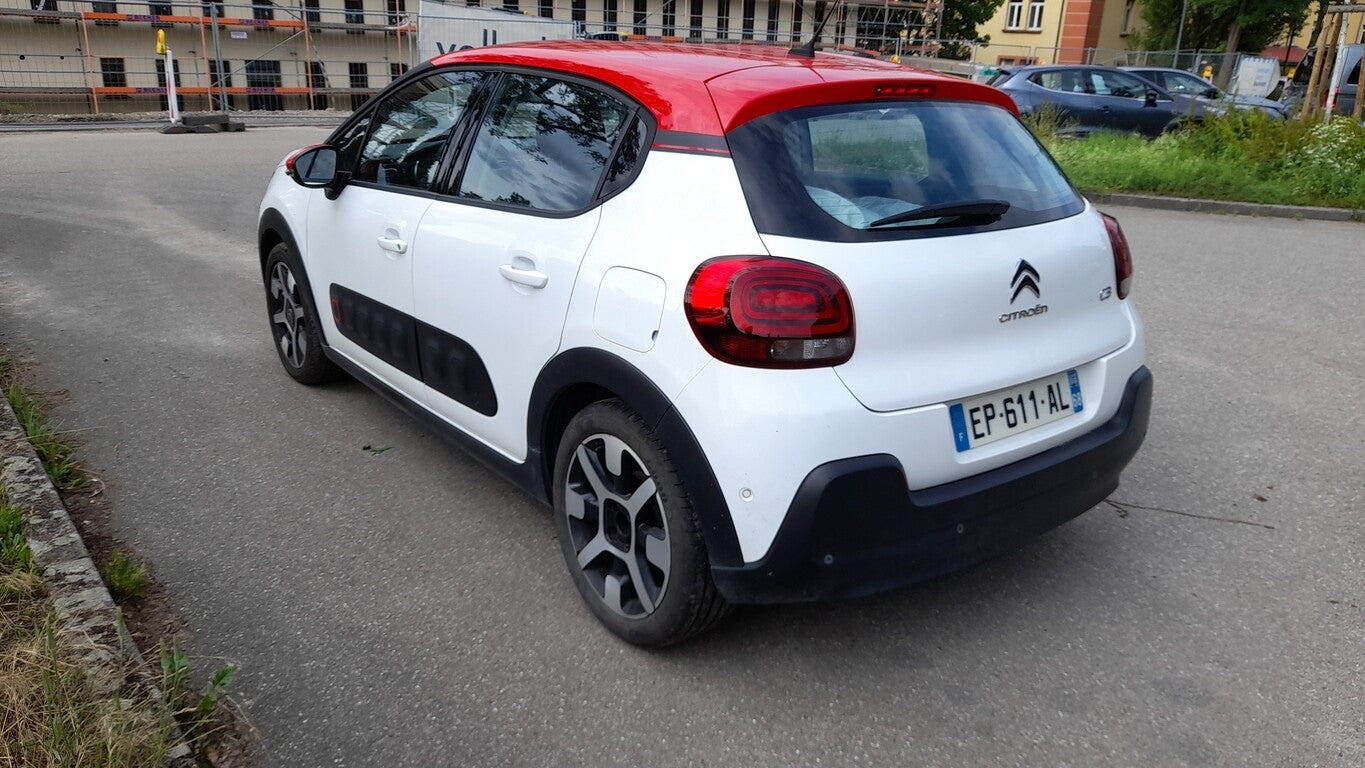 Citroën C3 1.2 PureTech 110 Shine LED RFK PDC Klimaaut 124721716 2