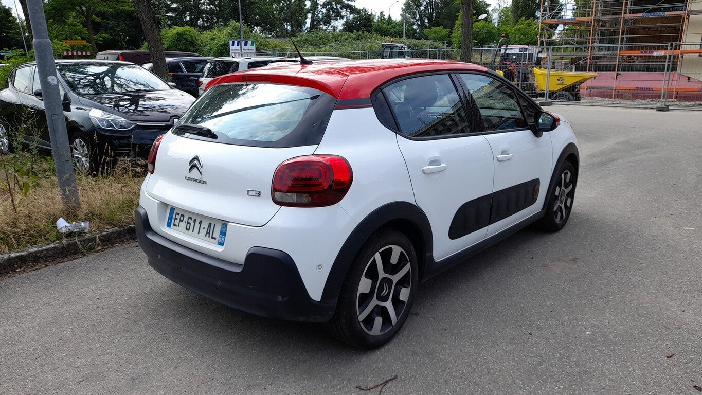 Citroën C3 1.2 PureTech 110 Shine LED RFK PDC Klimaaut 124721716 3
