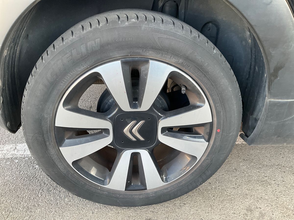 Rear right tire