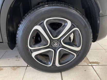 Neumático trasero izquierdo