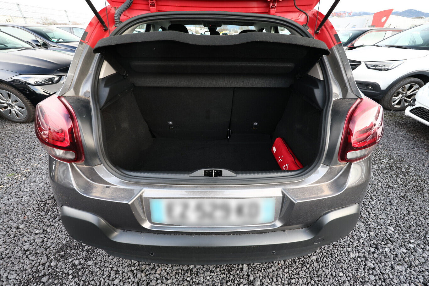 Citroën C3 1.2 PT 110 Shine LED PDC Kam AppCo Klima 104551119 10