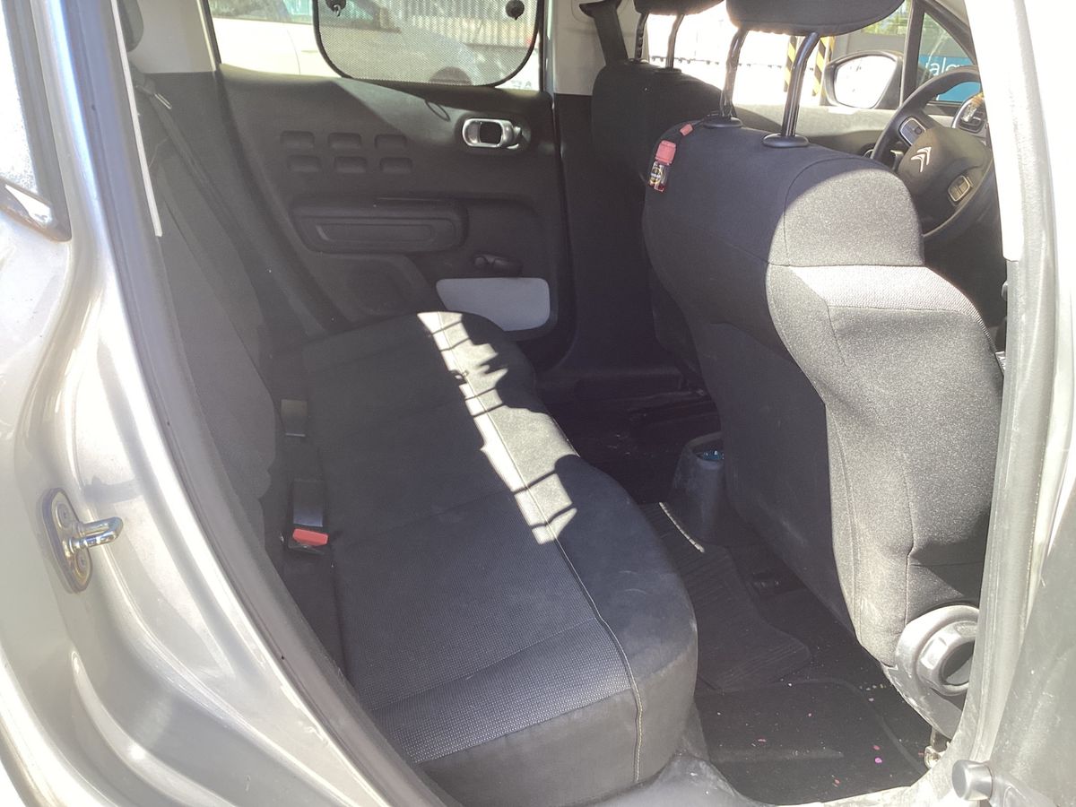 Interior trasero
