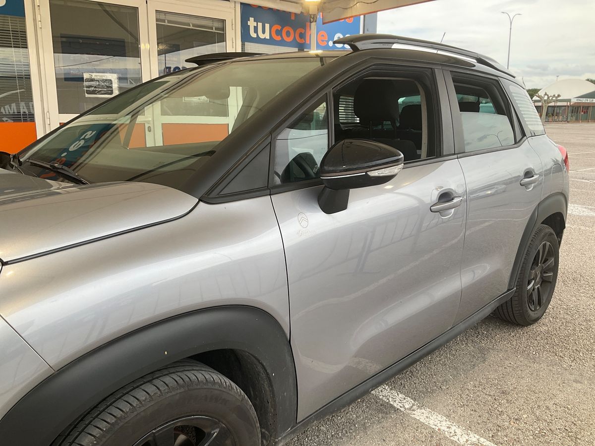 Exterior izquierda