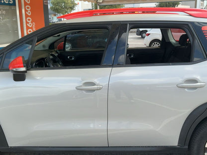 Exterior izquierda