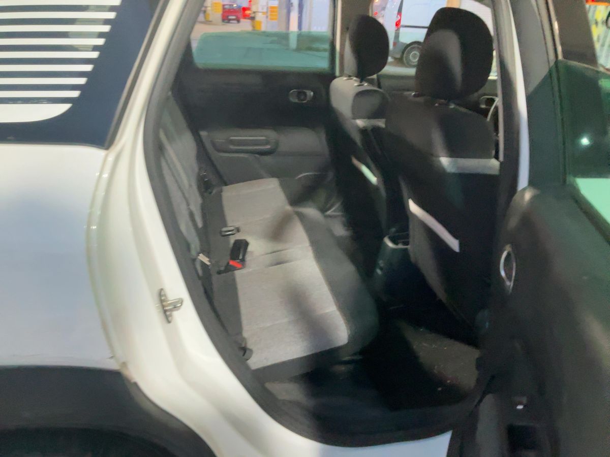 Interior trasero