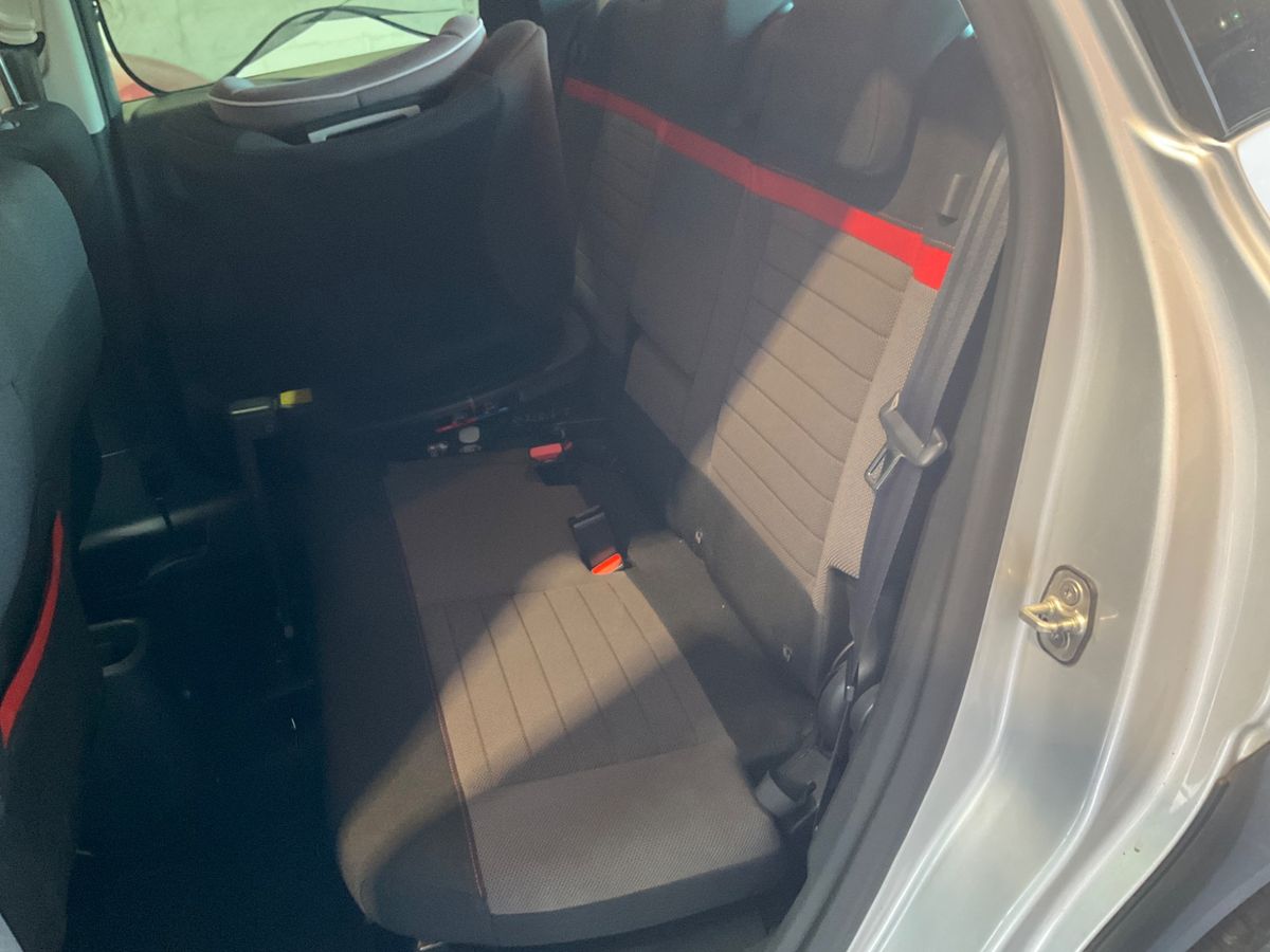 Interior trasero
