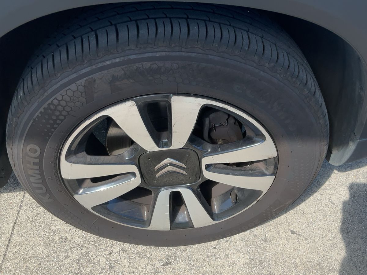 Front right tire