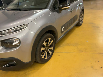 global.imageCaption.front-left-side