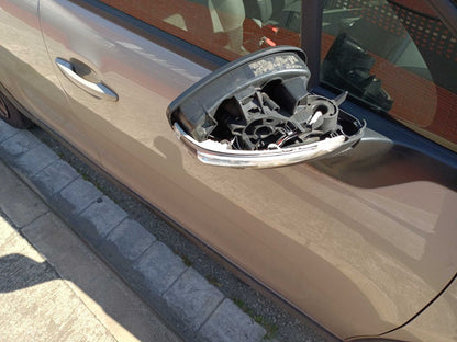 Carcasa del retrovisor Pieza faltante