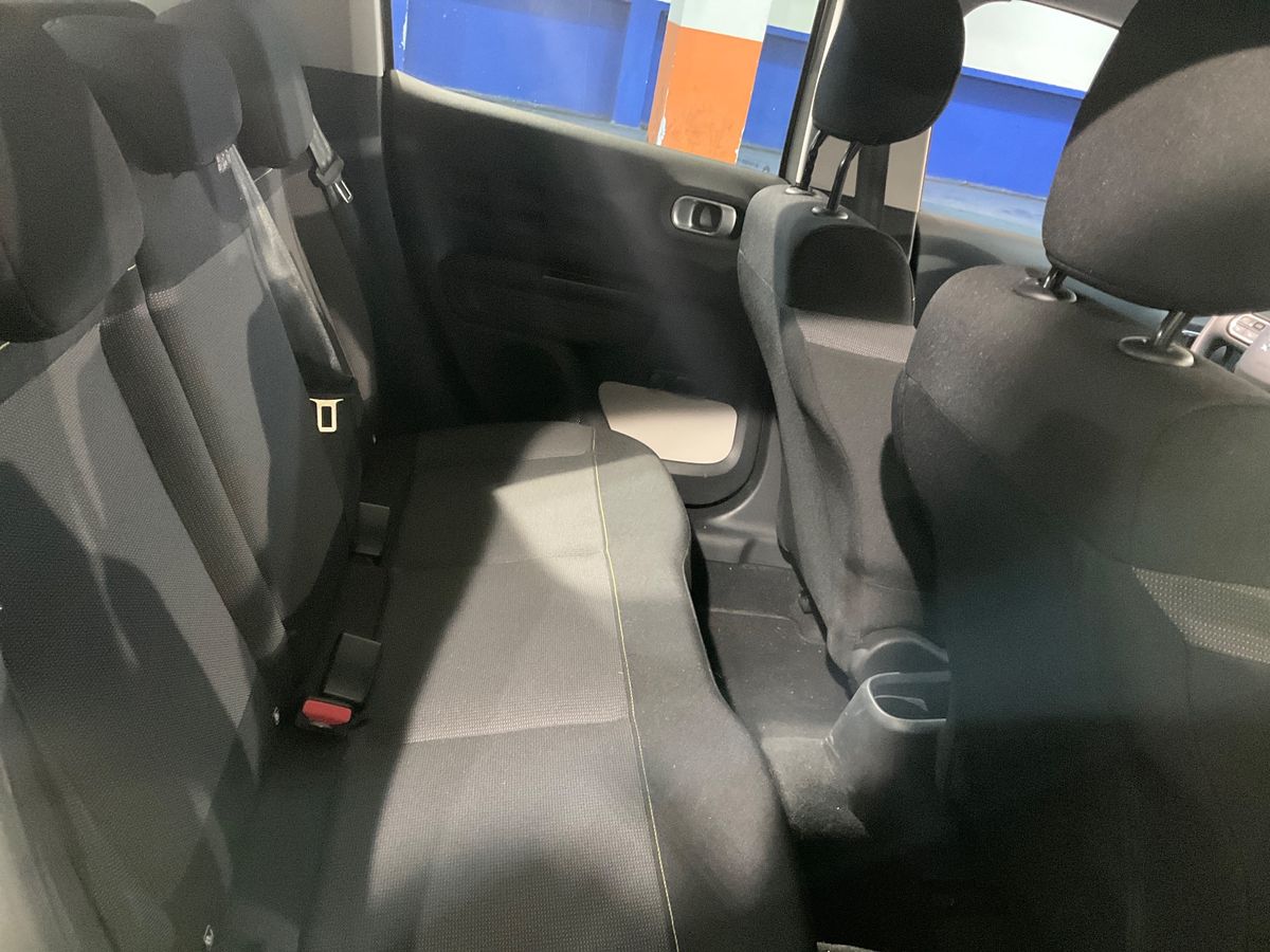 Interior trasero