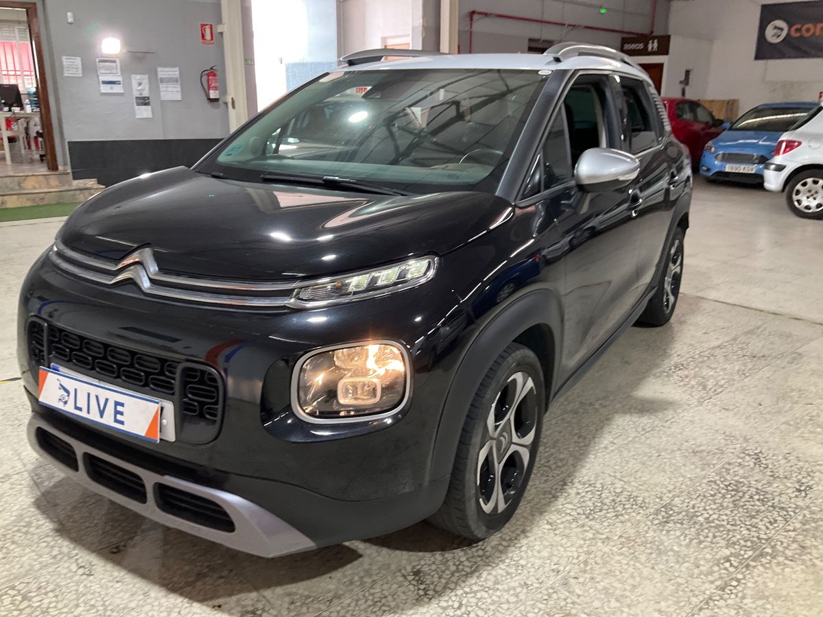 Frontal izquierda