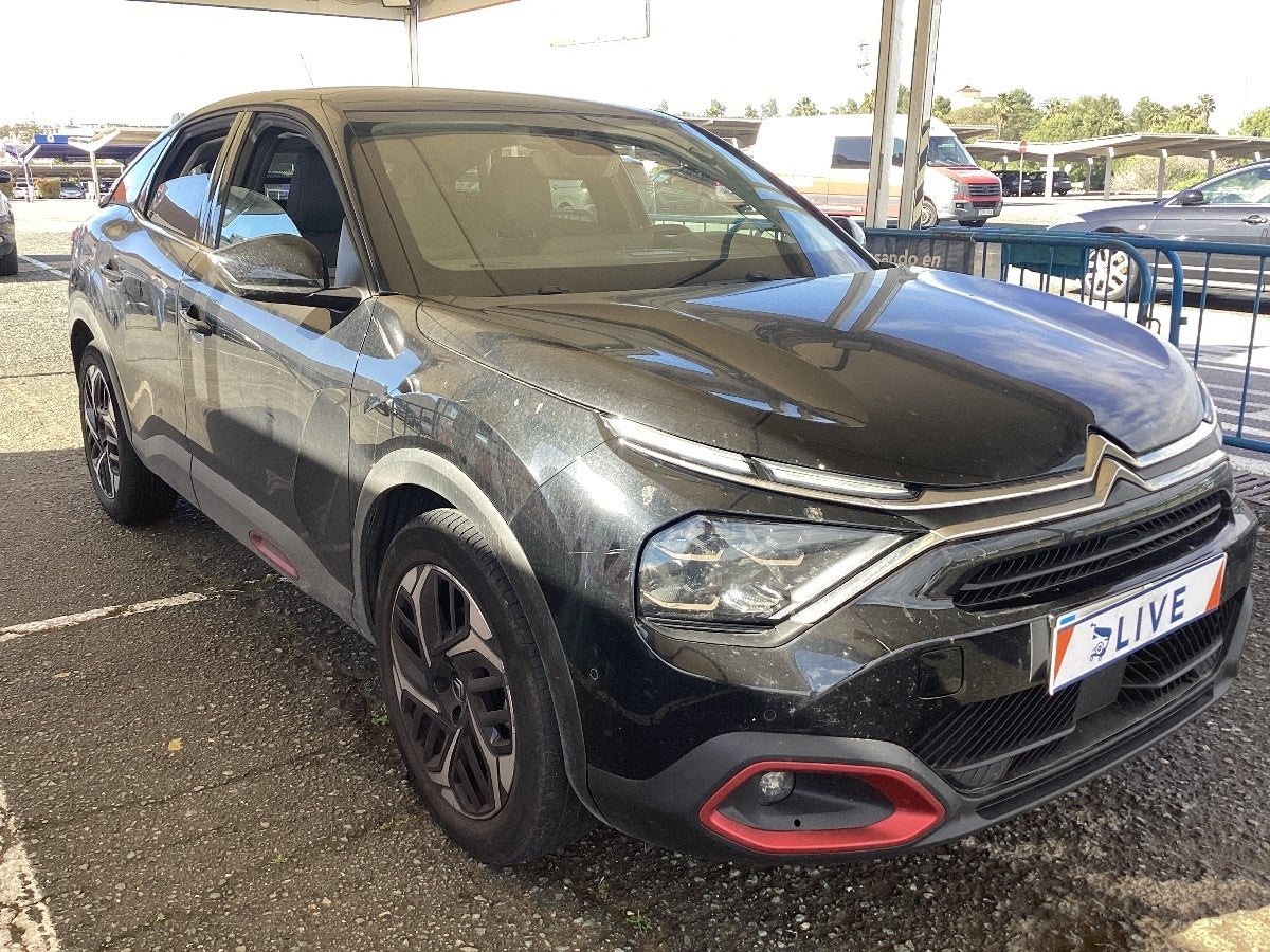 Lateral delantero derecho