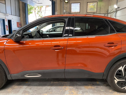 Exterior izquierda