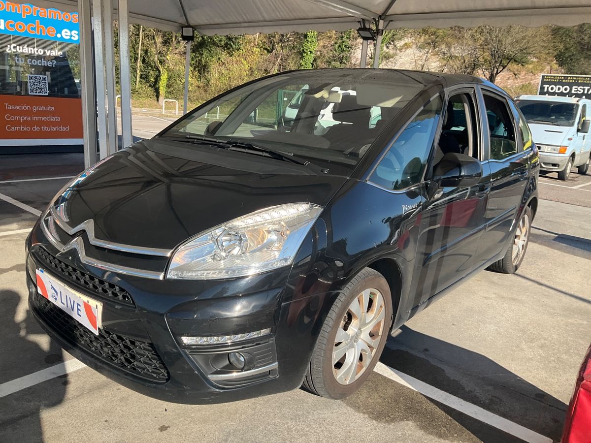 Frontal izquierda