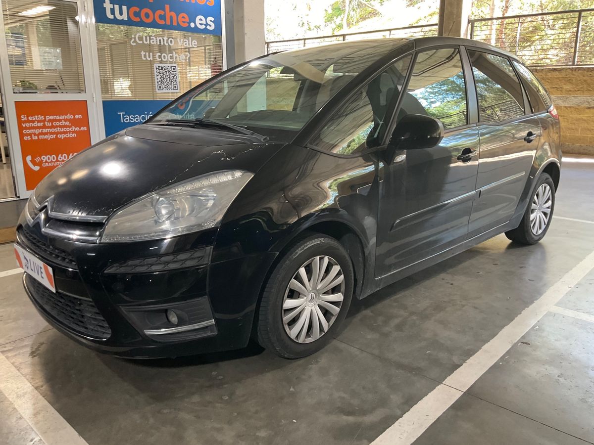 Frontal izquierda